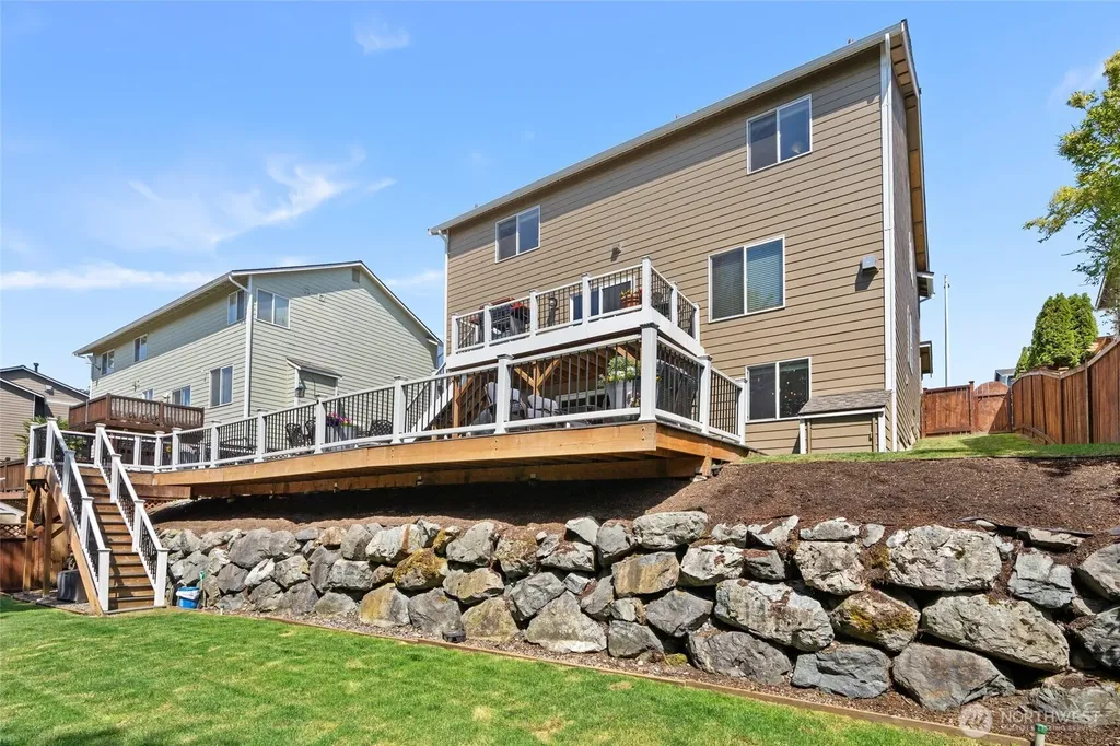 30 79th Drive NE Lake Stevens WA 98258