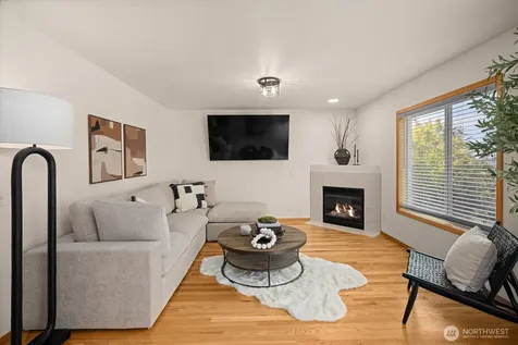 30 79th Drive NE Lake Stevens WA 98258