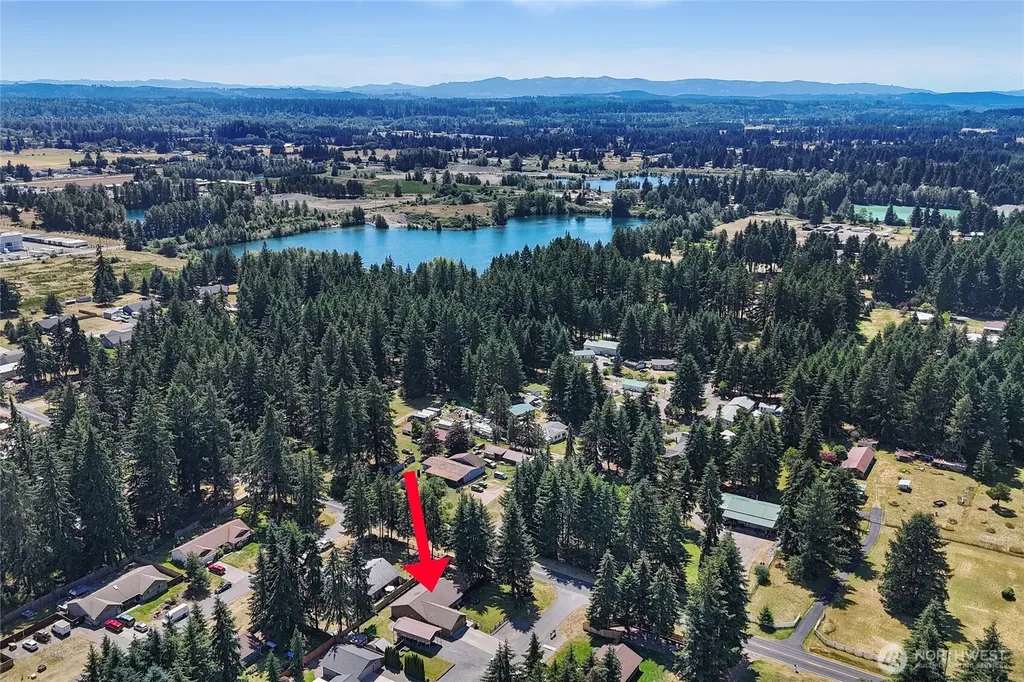 6102 189th Loop SW Rochester WA 98579