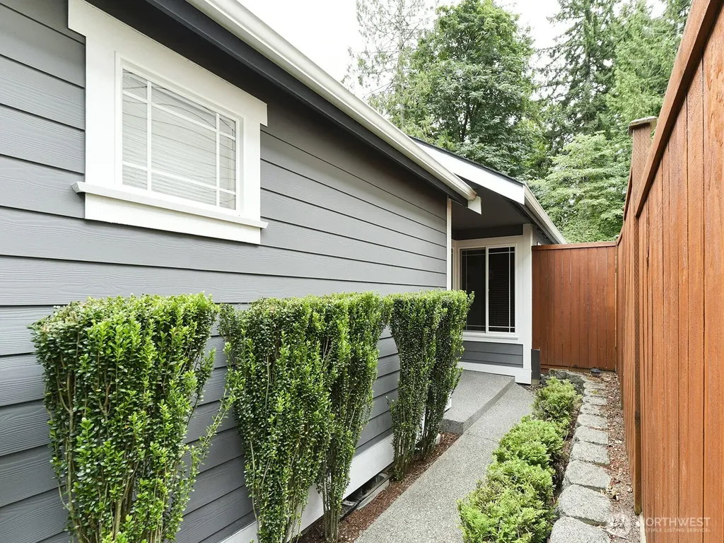 4649 Helena Avenue SE Lacey WA 98503