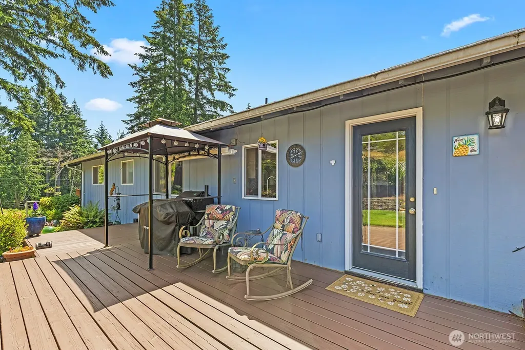 27 Jones Road Kelso WA 98626