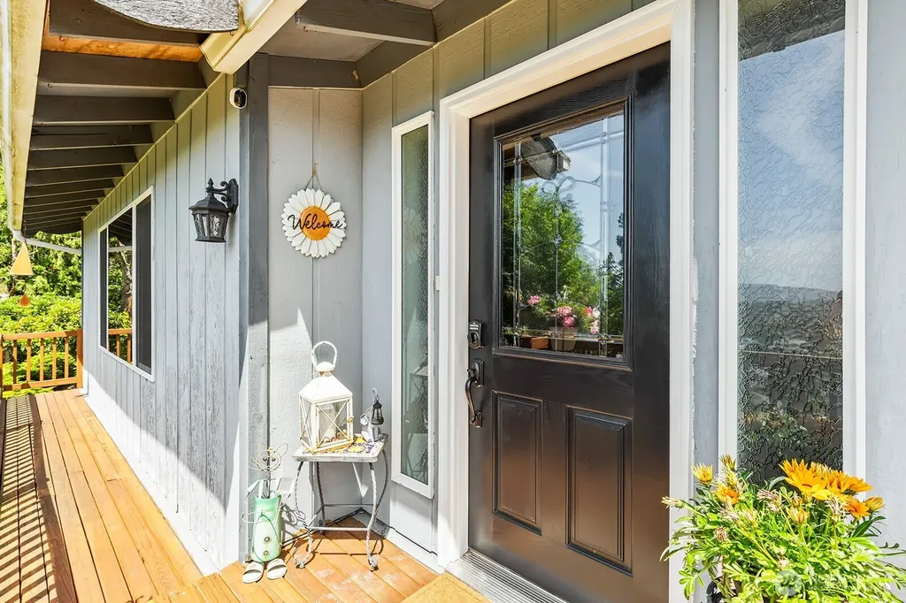 27 Jones Road Kelso WA 98626