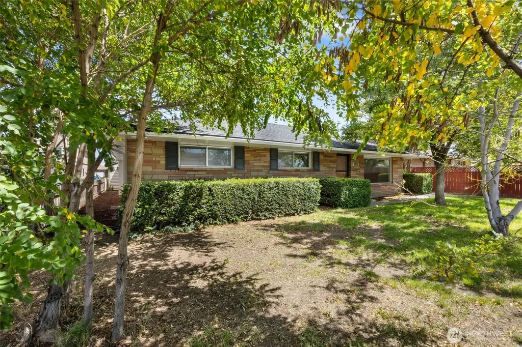 154 D Street NE Ephrata WA 98823