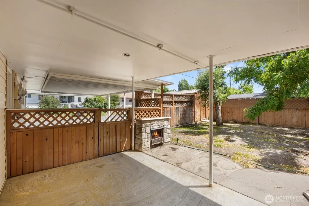 154 D Street NE Ephrata WA 98823