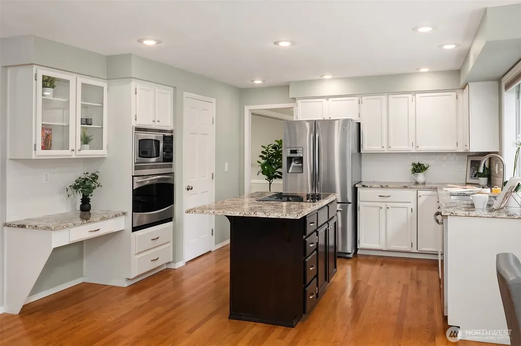 13014 NE 197th Place Woodinville WA 98072