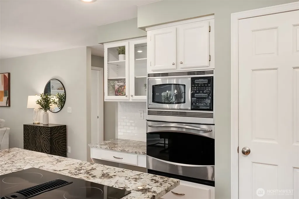 13014 NE 197th Place Woodinville WA 98072