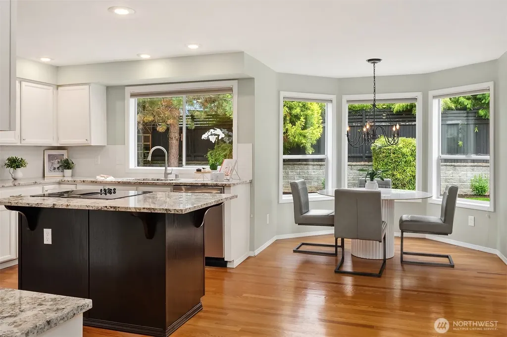 13014 NE 197th Place Woodinville WA 98072