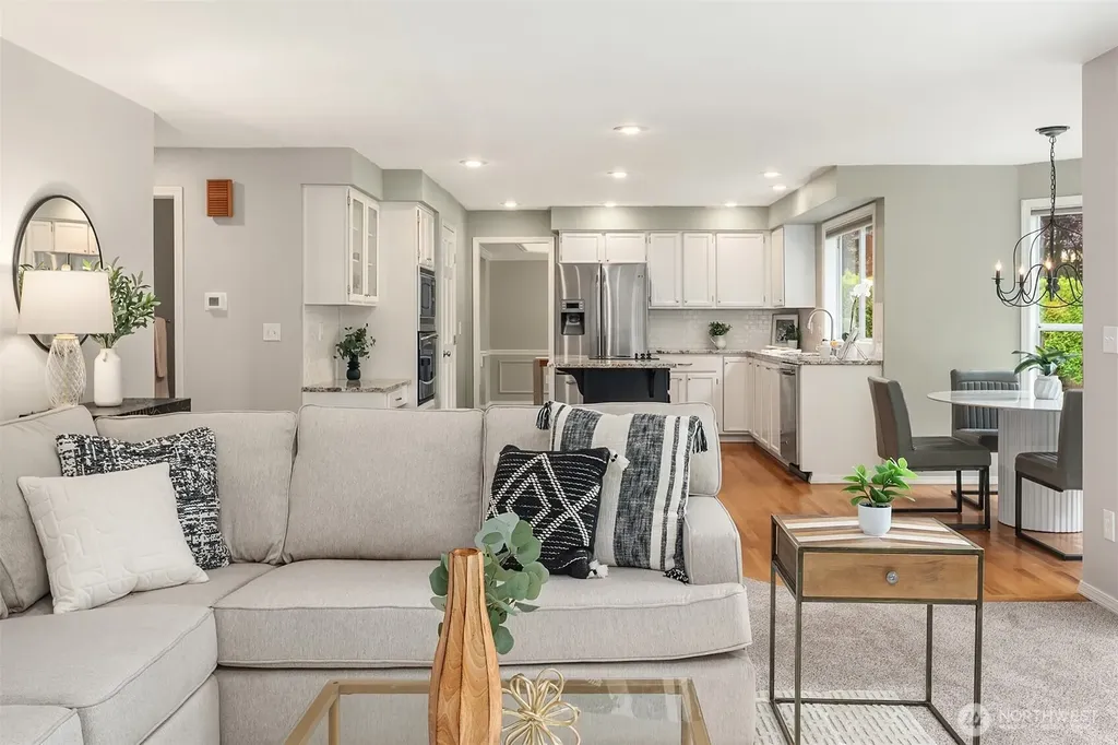 13014 NE 197th Place Woodinville WA 98072