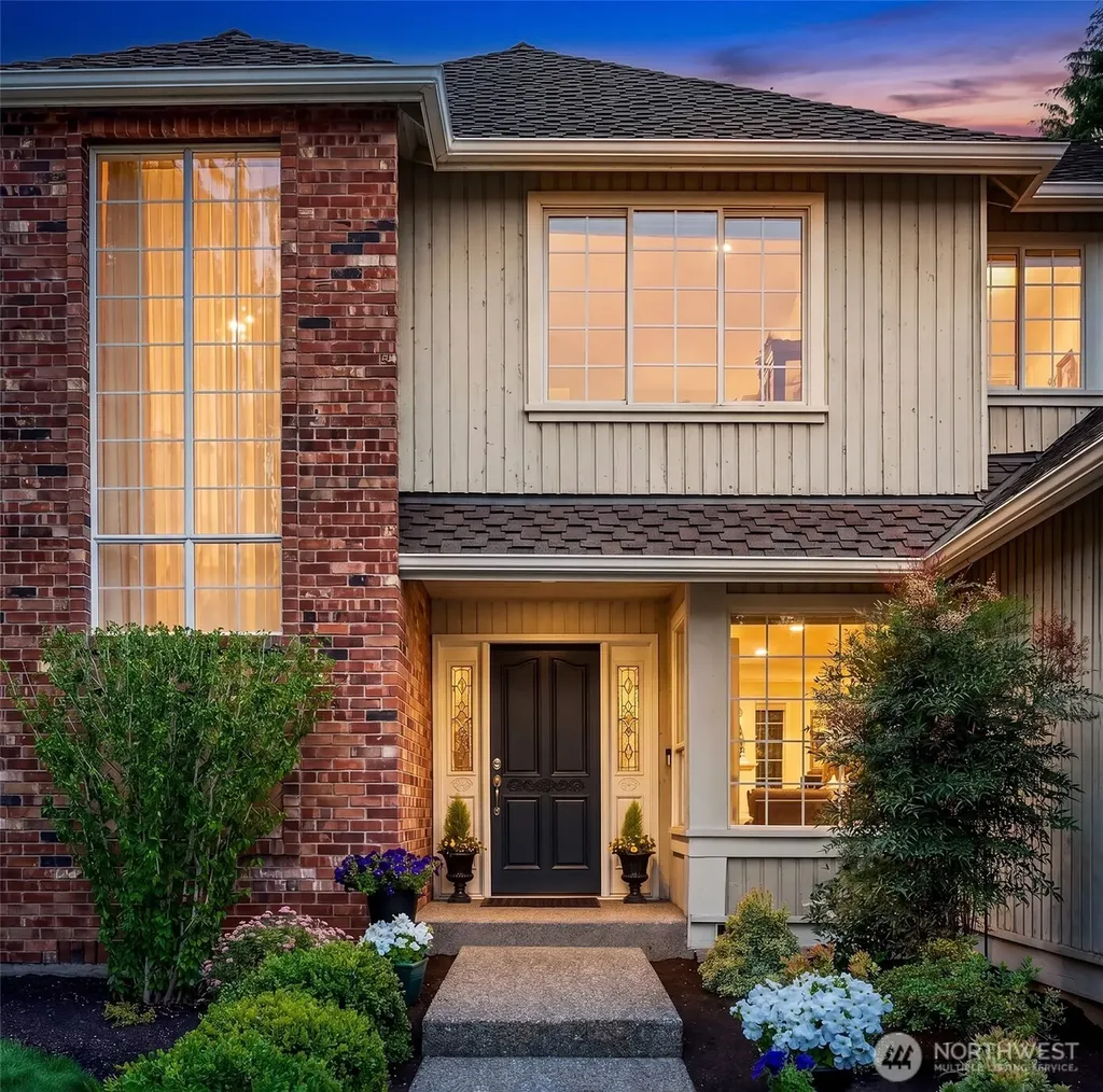 13014 NE 197th Place Woodinville WA 98072