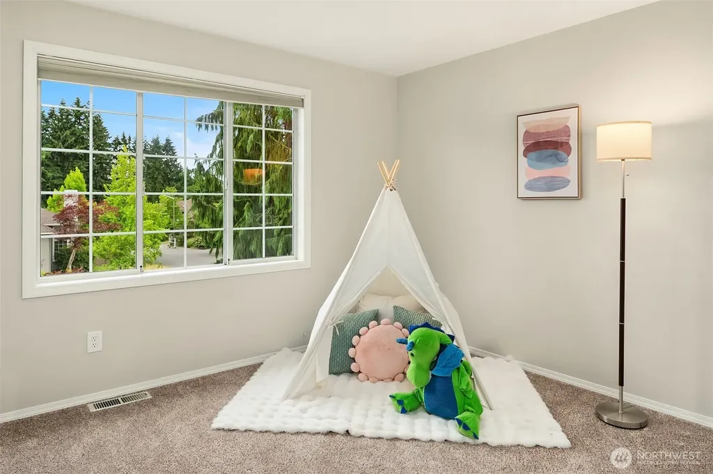 13014 NE 197th Place Woodinville WA 98072