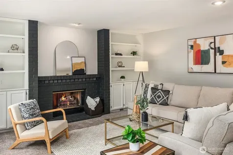 13014 NE 197th Place Woodinville WA 98072