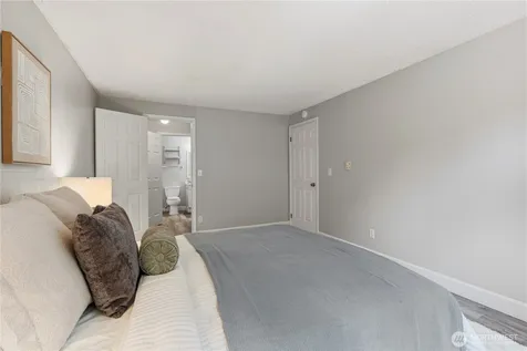 12726 NE 116th Lane Kirkland WA 98034