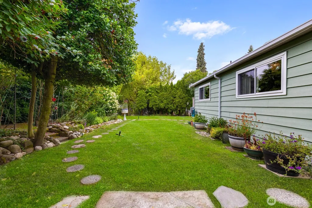 2430 197th Place SW Lynnwood WA 98036