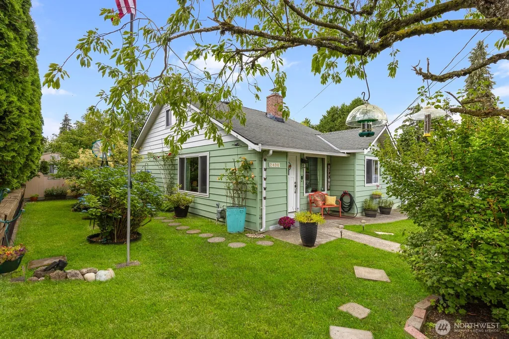 2430 197th Place SW Lynnwood WA 98036