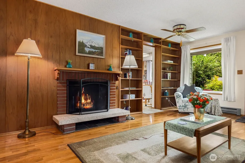 2430 197th Place SW Lynnwood WA 98036