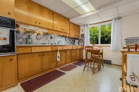 2430 197th Place SW Lynnwood WA 98036