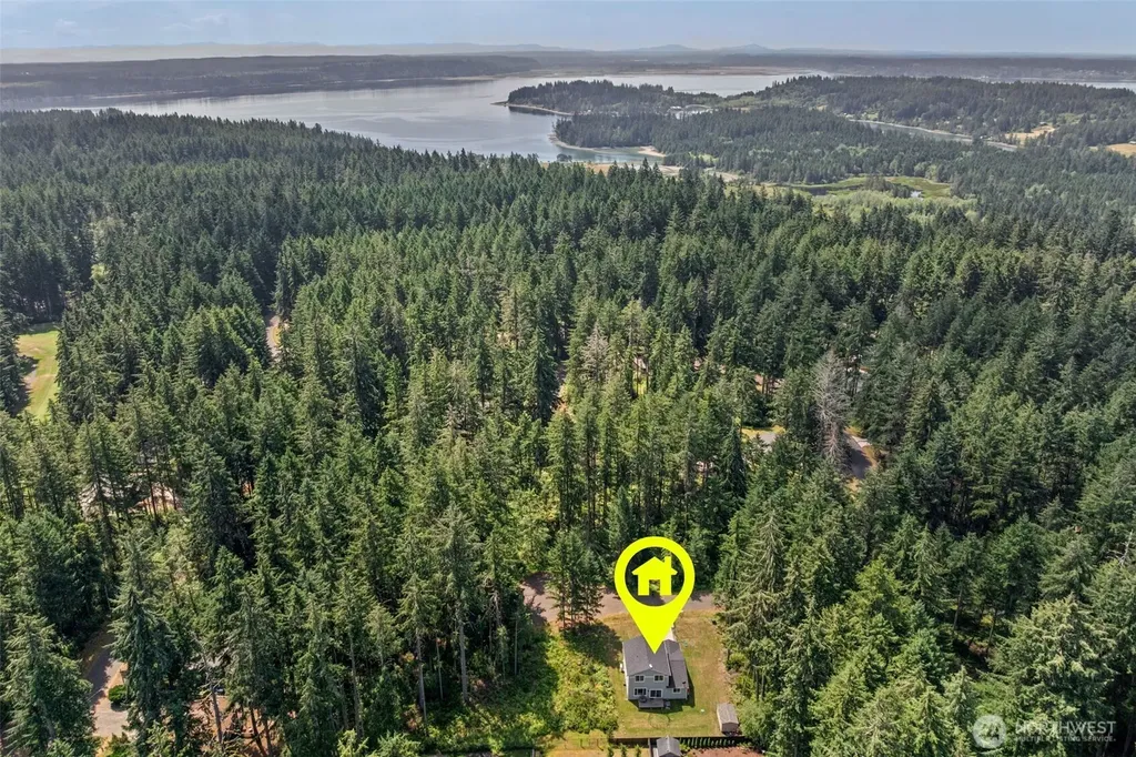 10912 118th Avenue Ct E Anderson Island WA 98303