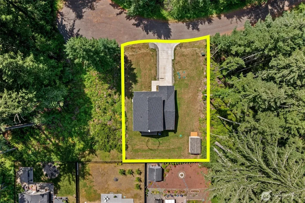 10912 118th Avenue Ct E Anderson Island WA 98303