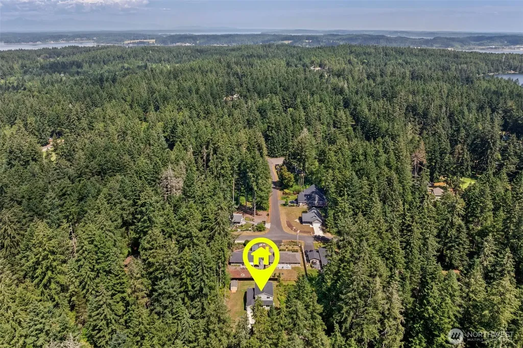 10912 118th Avenue Ct E Anderson Island WA 98303