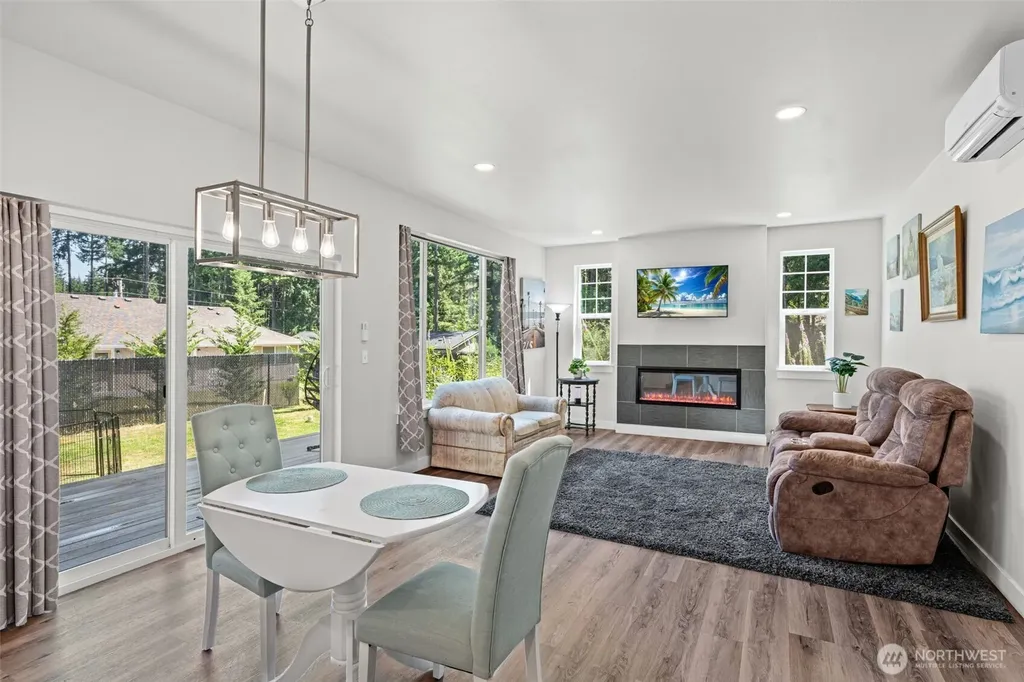 10912 118th Avenue Ct E Anderson Island WA 98303