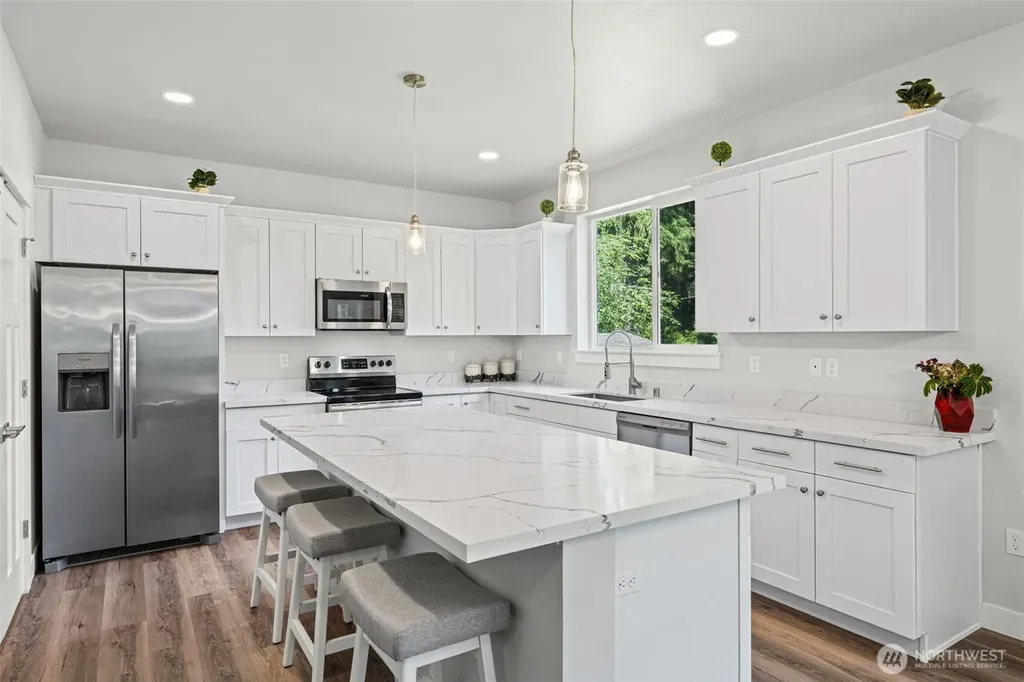 10912 118th Avenue Ct E Anderson Island WA 98303