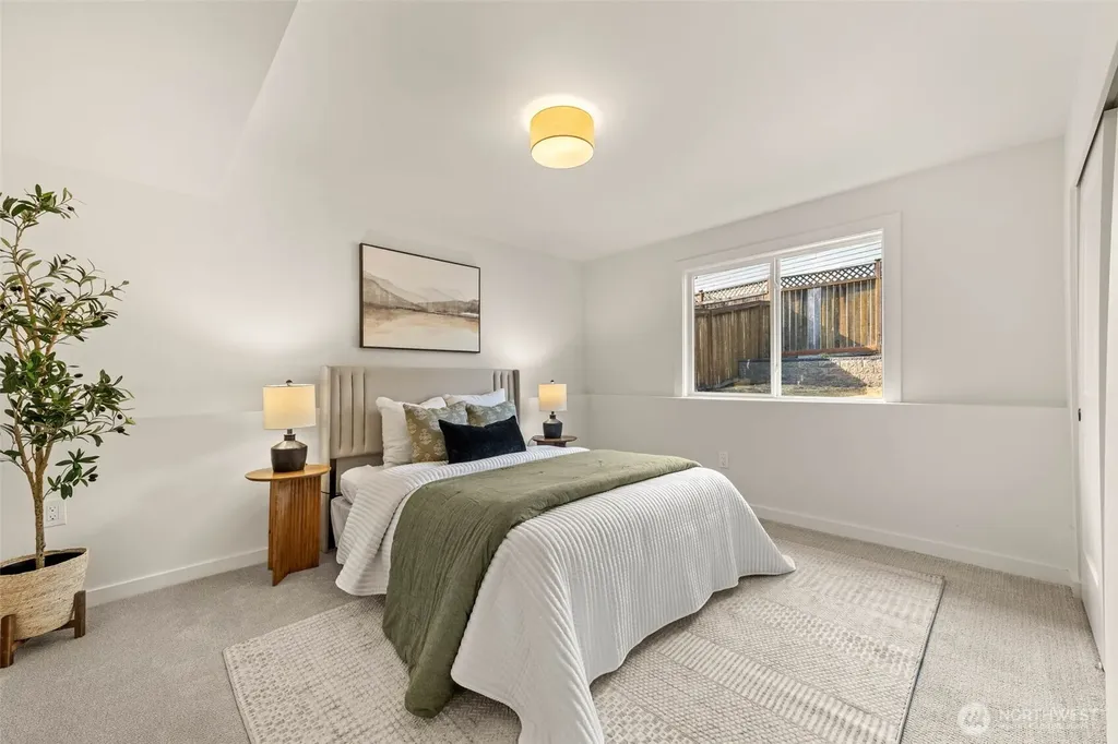 10518 158th Avenue NE Redmond WA 98052