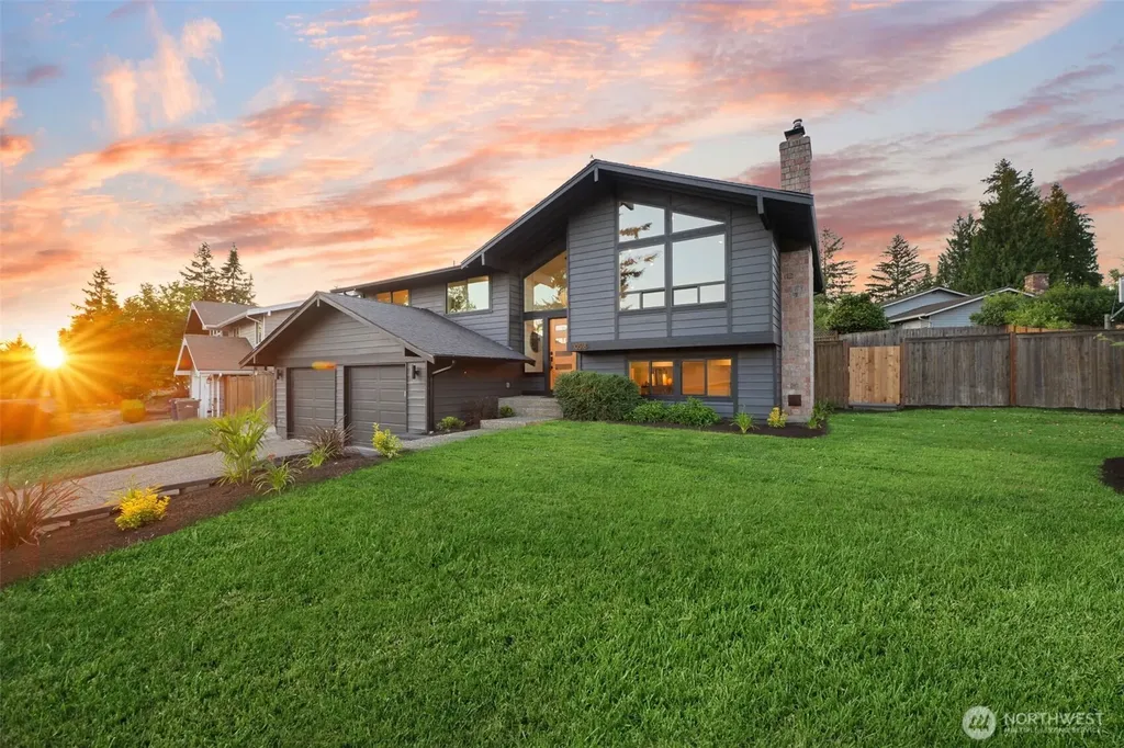 10518 158th Avenue NE Redmond WA 98052