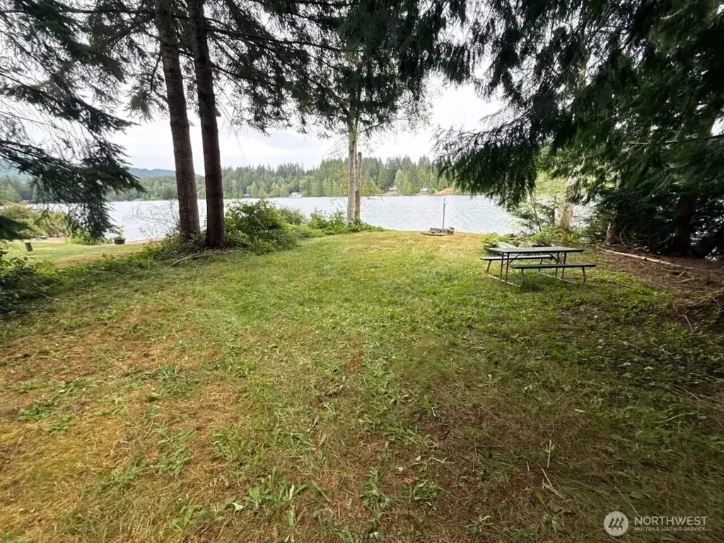 90 NE Bella Vista Drive Belfair WA 98528