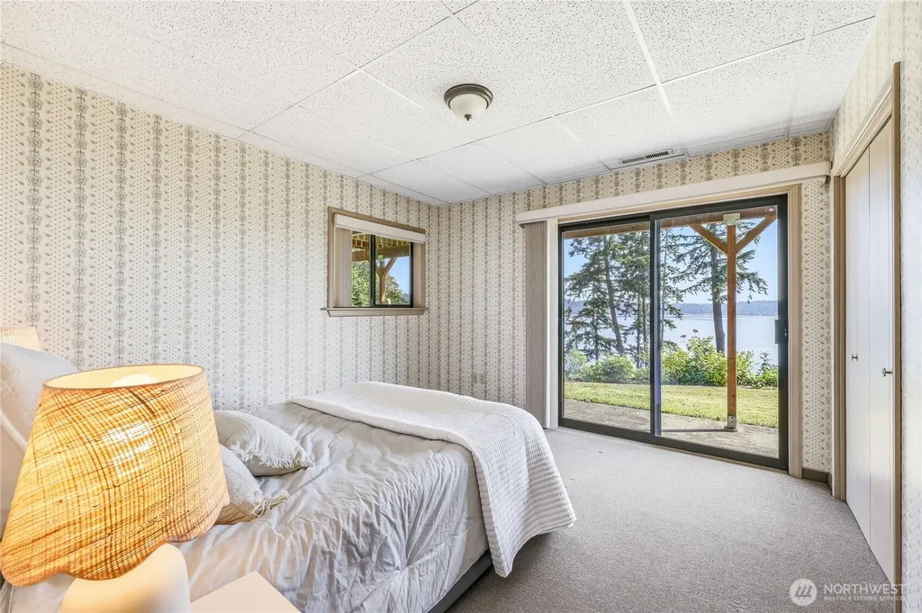 209 Old Oak Bay Road Port Hadlock WA 98368