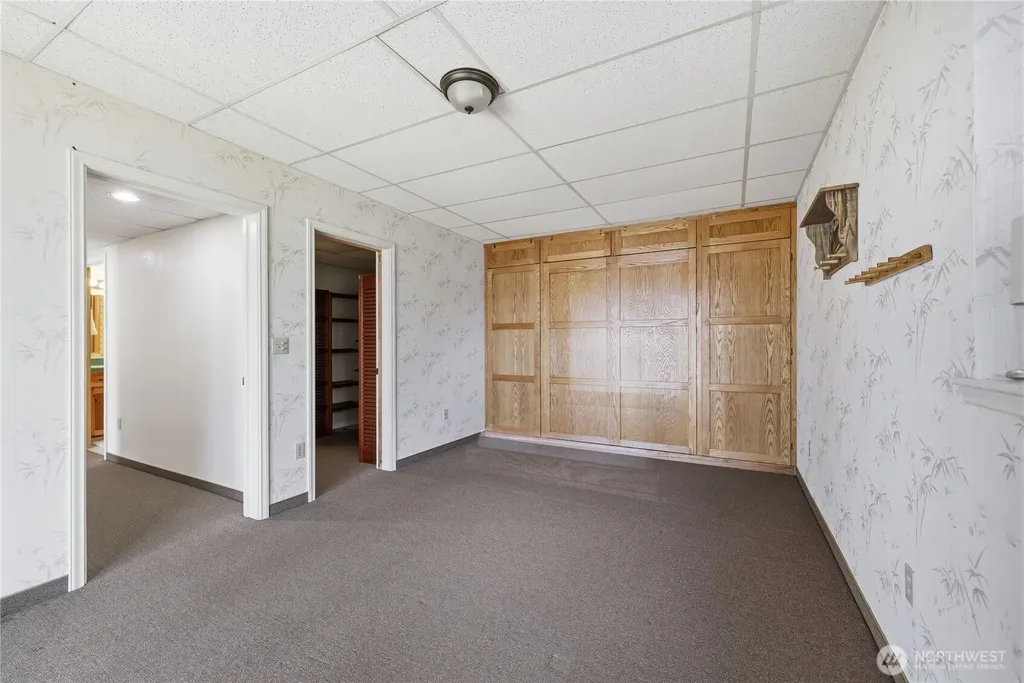 209 Old Oak Bay Road Port Hadlock WA 98368