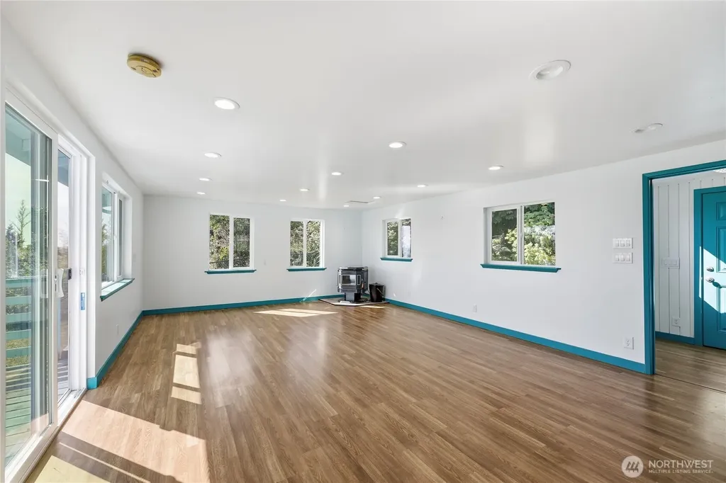 209 Old Oak Bay Road Port Hadlock WA 98368