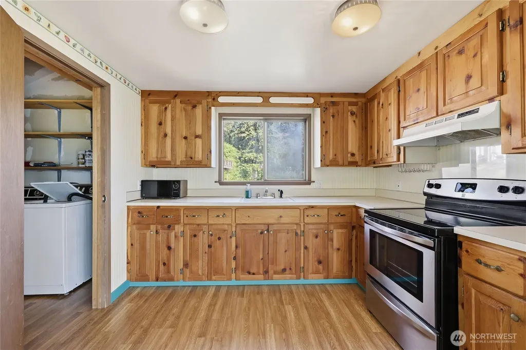 209 Old Oak Bay Road Port Hadlock WA 98368