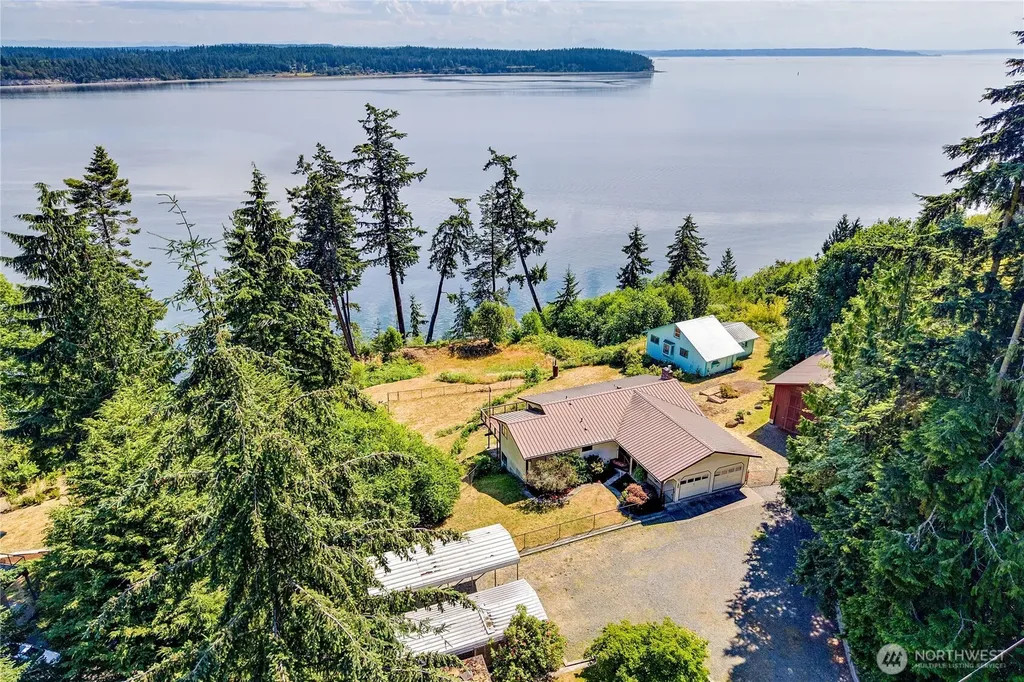 209 Old Oak Bay Road Port Hadlock WA 98368