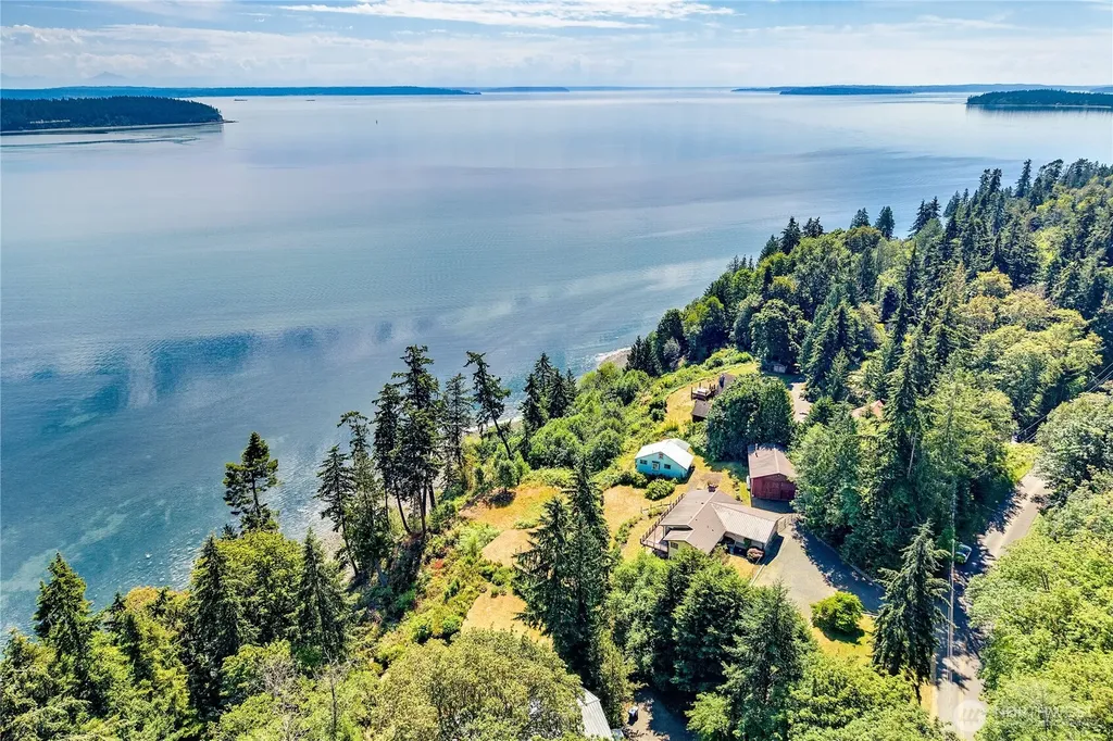 209 Old Oak Bay Road Port Hadlock WA 98368
