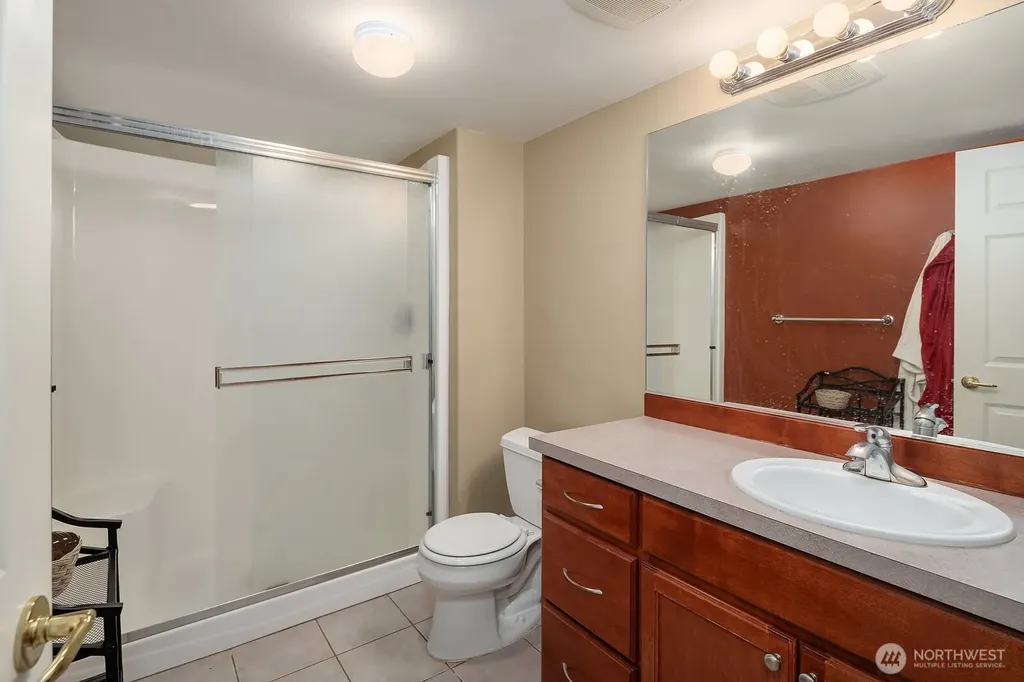 13915 SE 238th Place Kent WA 98042