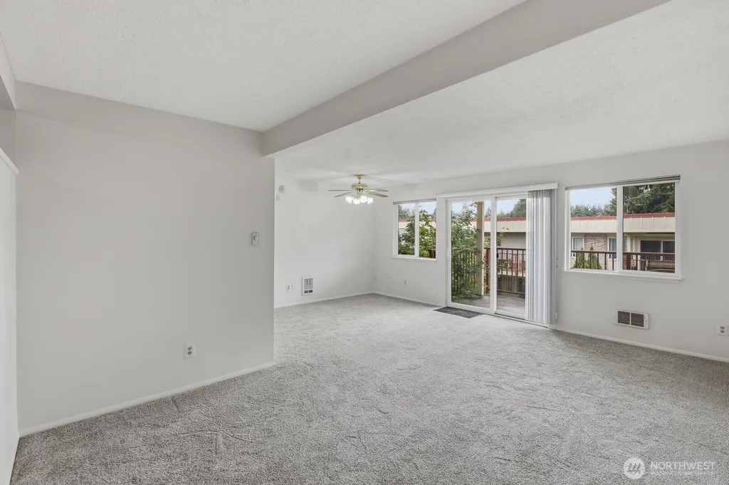 335 Heather Road Everett WA 98203