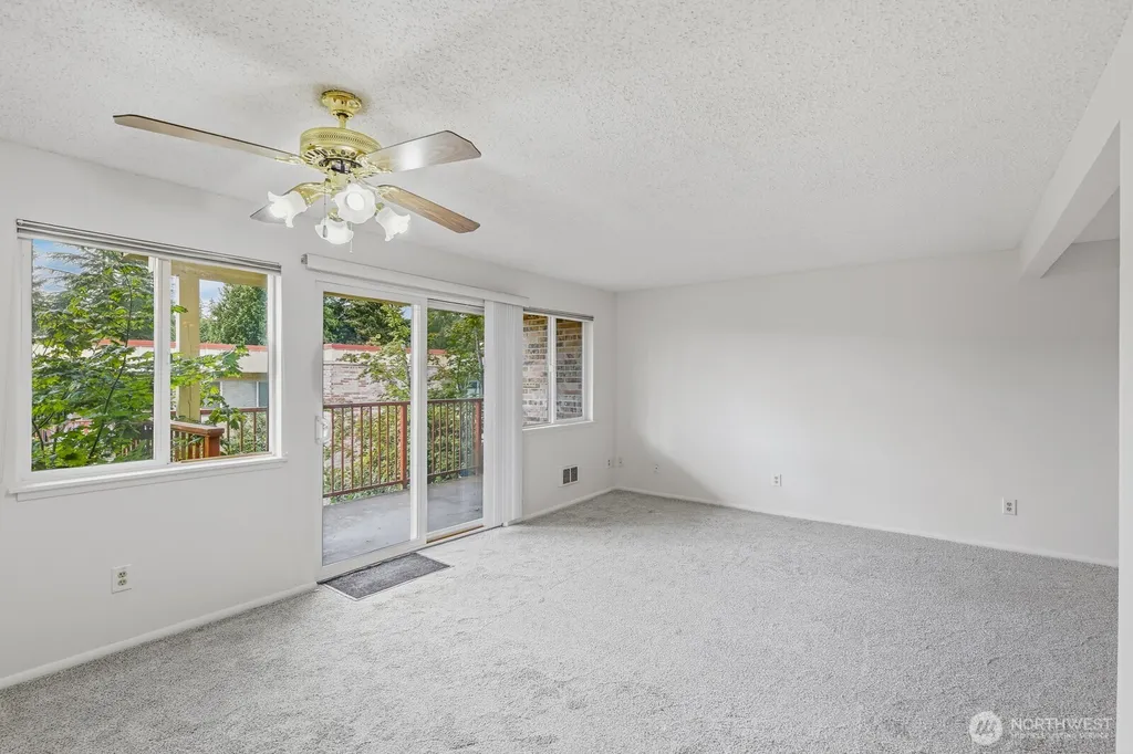 335 Heather Road Everett WA 98203