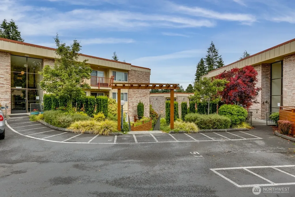 335 Heather Road Everett WA 98203