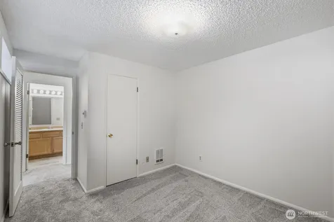 335 Heather Road Everett WA 98203