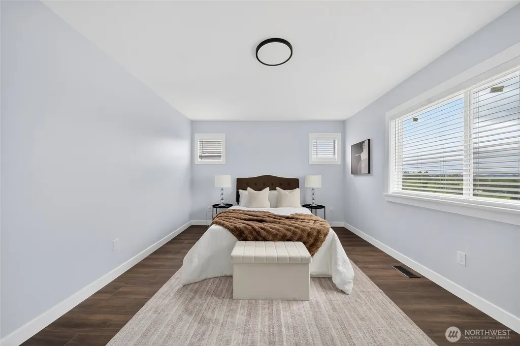 2807 V Court SE Auburn WA 98002