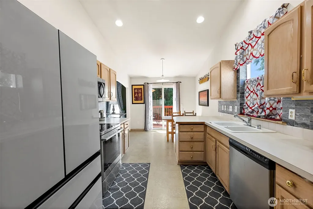18828 76th Avenue Ct E Puyallup WA 98375