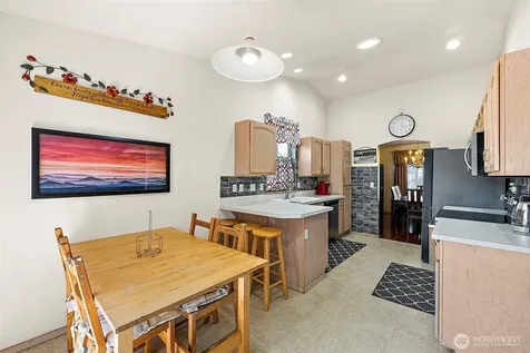 18828 76th Avenue Ct E Puyallup WA 98375