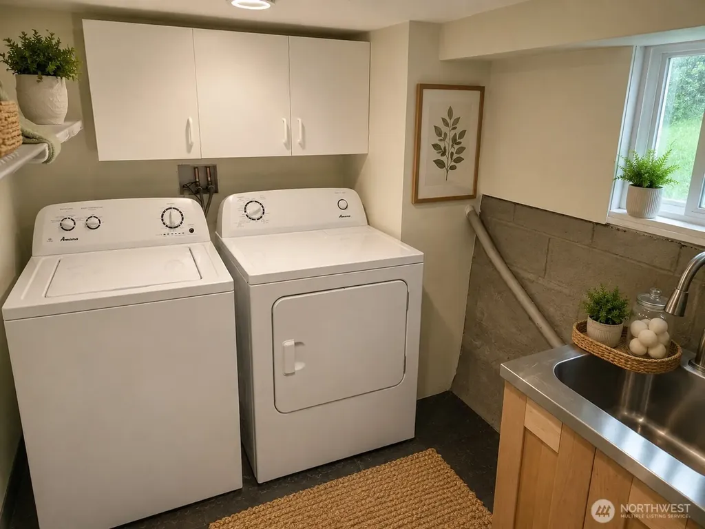 5426 Green Lake Way N Seattle WA 98103