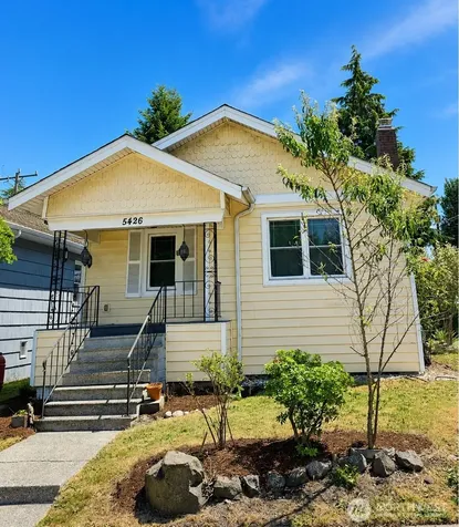 5426 Green Lake Way N Seattle WA 98103