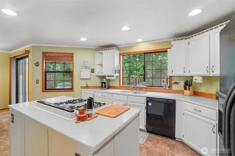 36110 23rd Place S Federal Way WA 98003