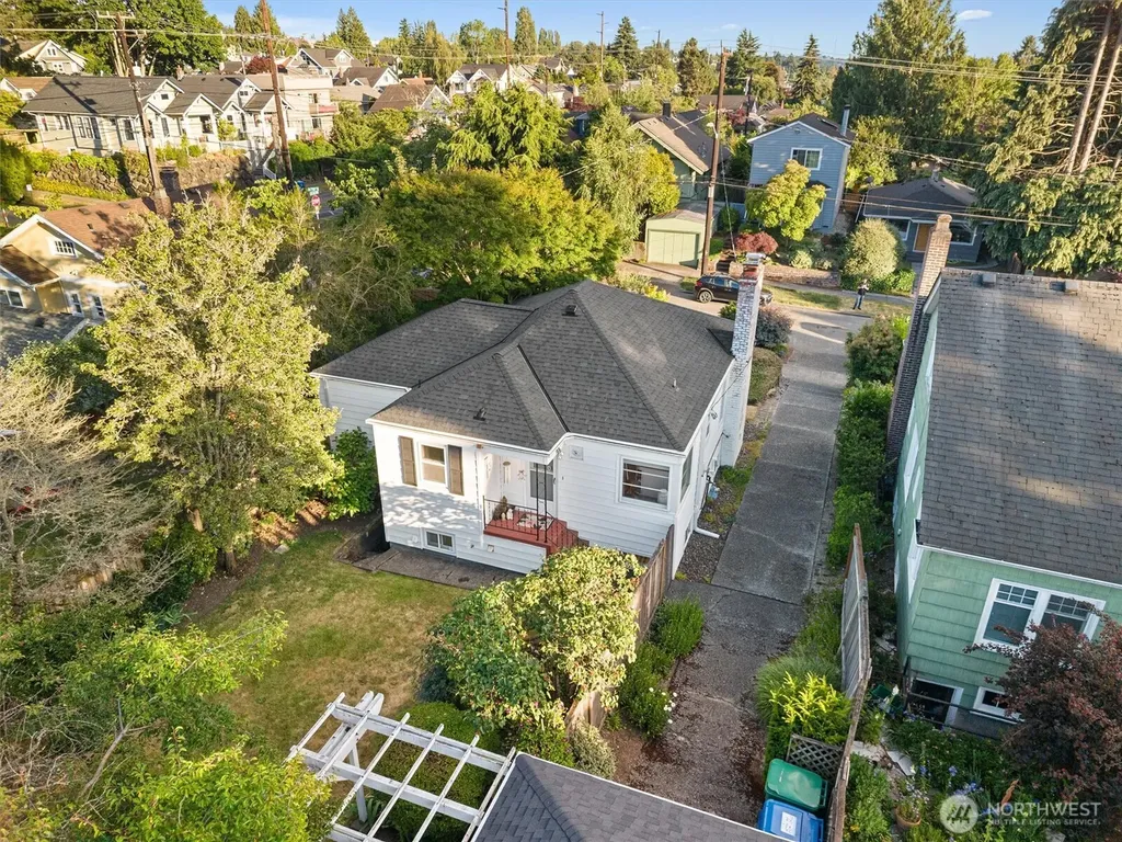 310 NW 75th Street Seattle WA 98117