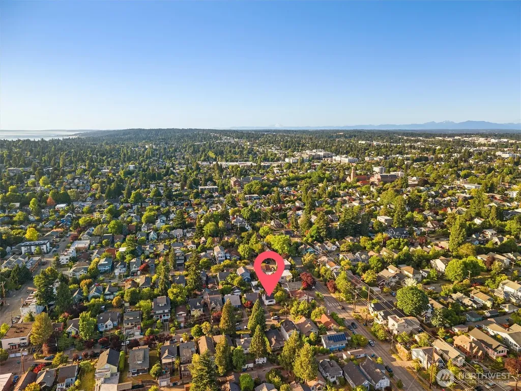 310 NW 75th Street Seattle WA 98117