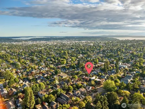 310 NW 75th Street Seattle WA 98117