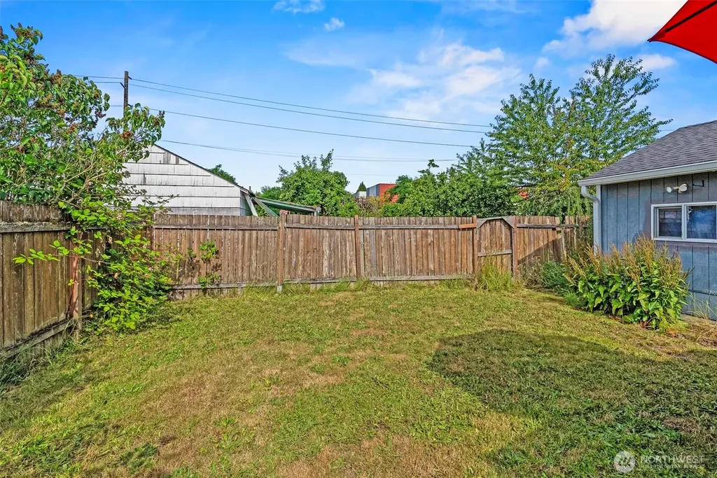 1307 Sixth Avenue Kelso WA 98626