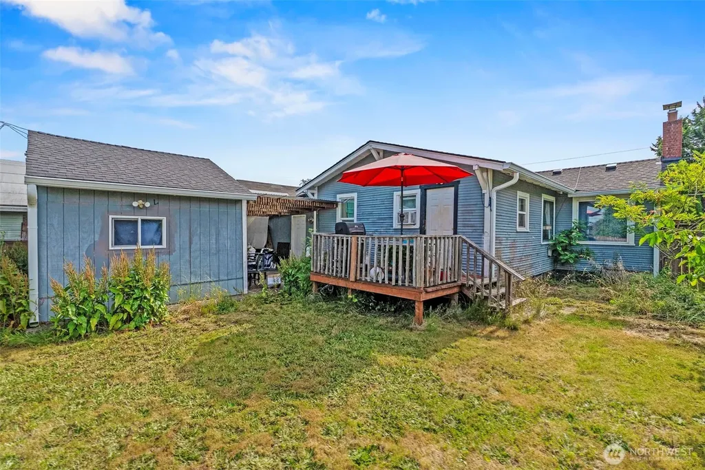 1307 Sixth Avenue Kelso WA 98626